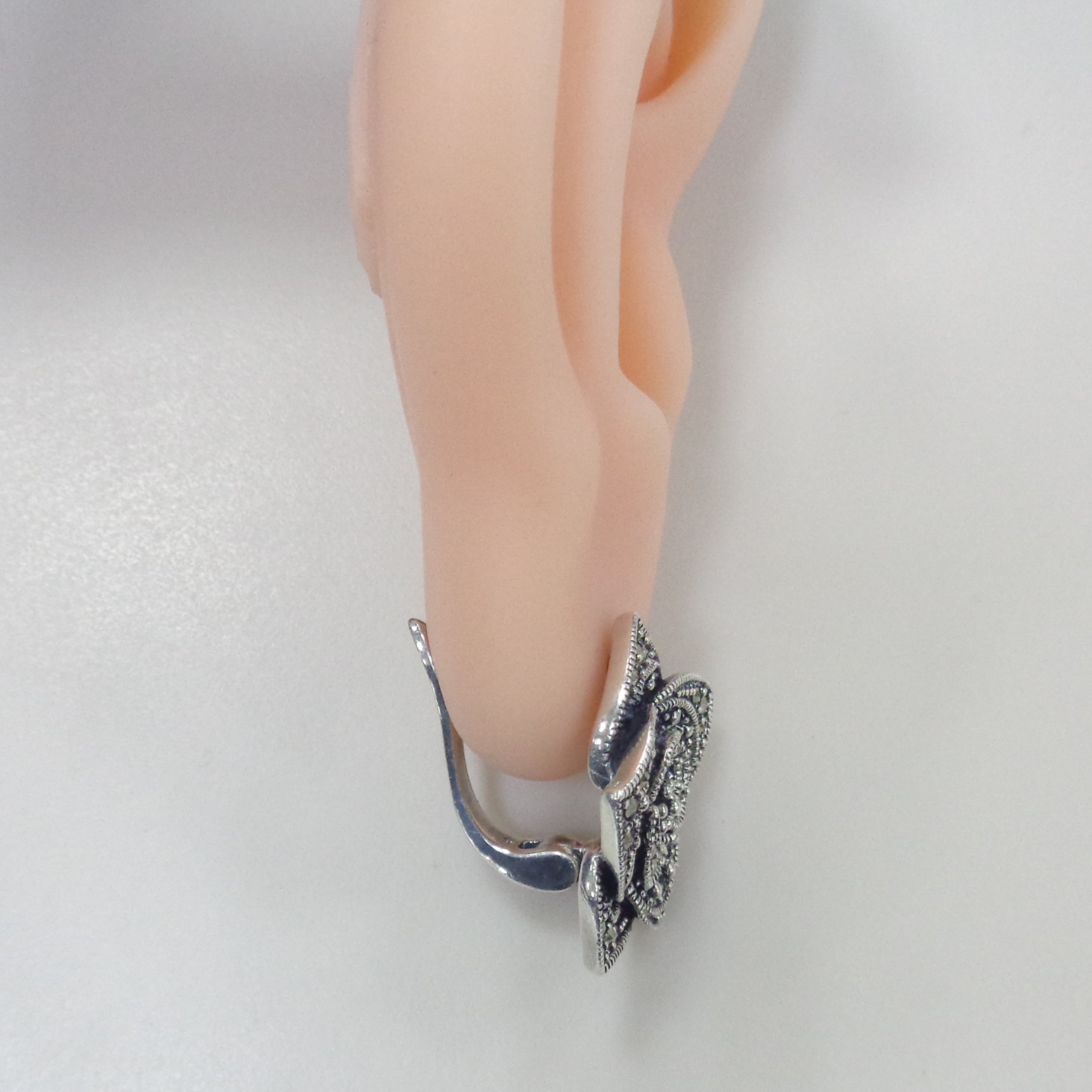 Серебряные серьги с марказитами "Розы"